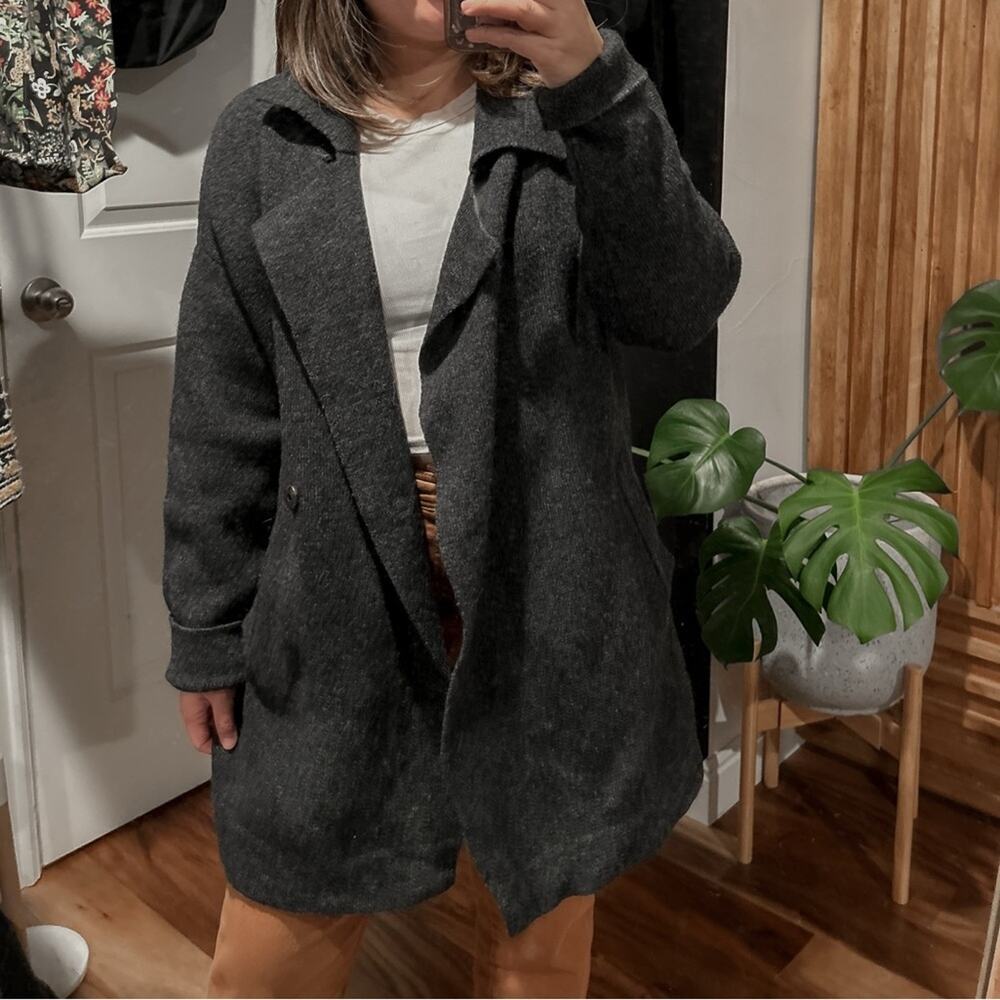 Free People Slouchy Oversized Cozy 100% Wool Sweater Cardigan. Size S